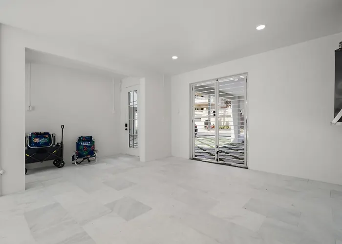 The Akoya & Pearl At The Gemma - 2 Homes With Private Pools Just Steps To Clearwater *