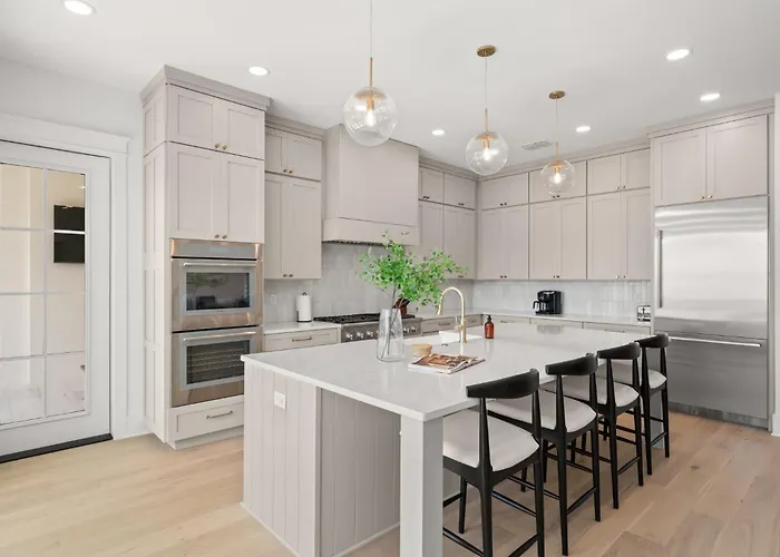 The Akoya & Pearl At The Gemma - 2 Homes With Private Pools Just Steps To Clearwater * Clearwater Beach
