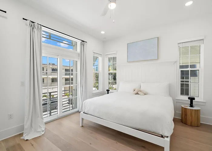 The Akoya & Pearl At The Gemma - 2 Homes With Private Pools Just Steps To Clearwater *