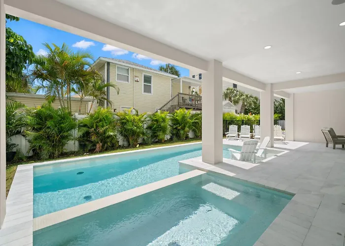 The Akoya & Pearl At The Gemma - 2 Homes With Private Pools Just Steps To Clearwater * Clearwater Beach