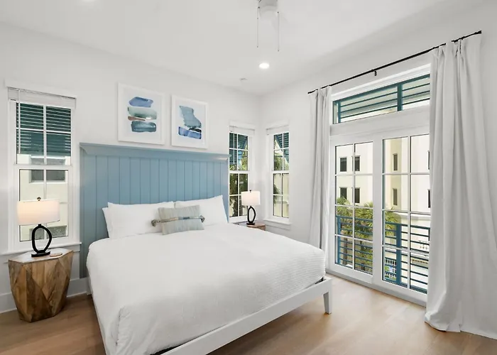 The Akoya & Pearl At The Gemma - 2 Homes With Private Pools Just Steps To Clearwater
