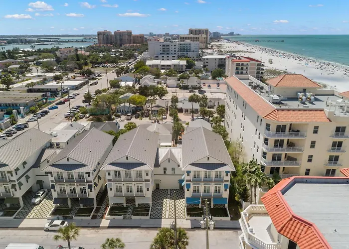 The Akoya & Pearl At The Gemma - 2 Homes With Private Pools Just Steps To Clearwater