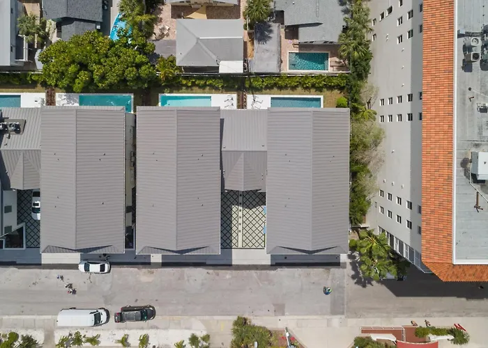 The Akoya & Pearl At The Gemma - 2 Homes With Private Pools Just Steps To Clearwater *
